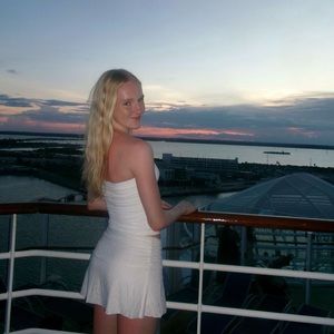 Meet your Posher, Amy